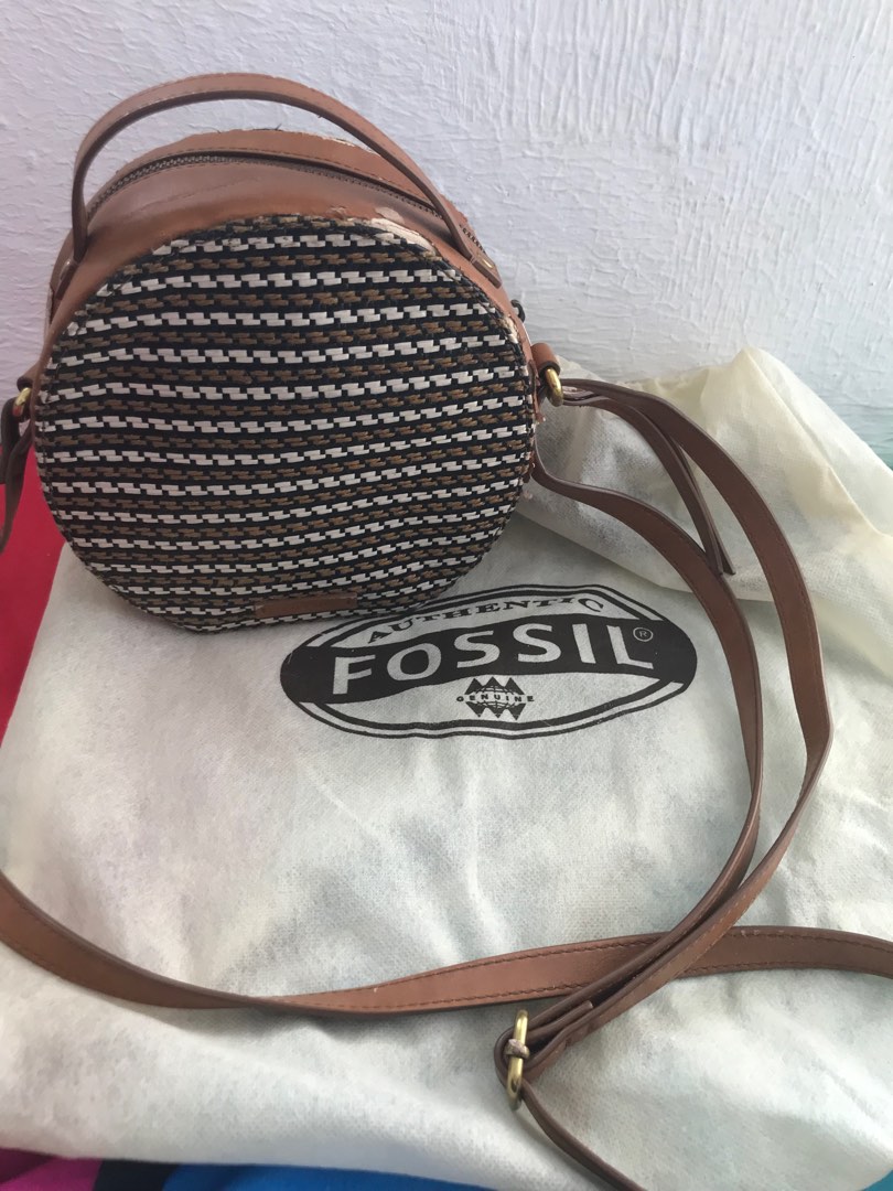 Fossil Courtney canteen brown Barang Mewah Tas Dompet di Carousell
