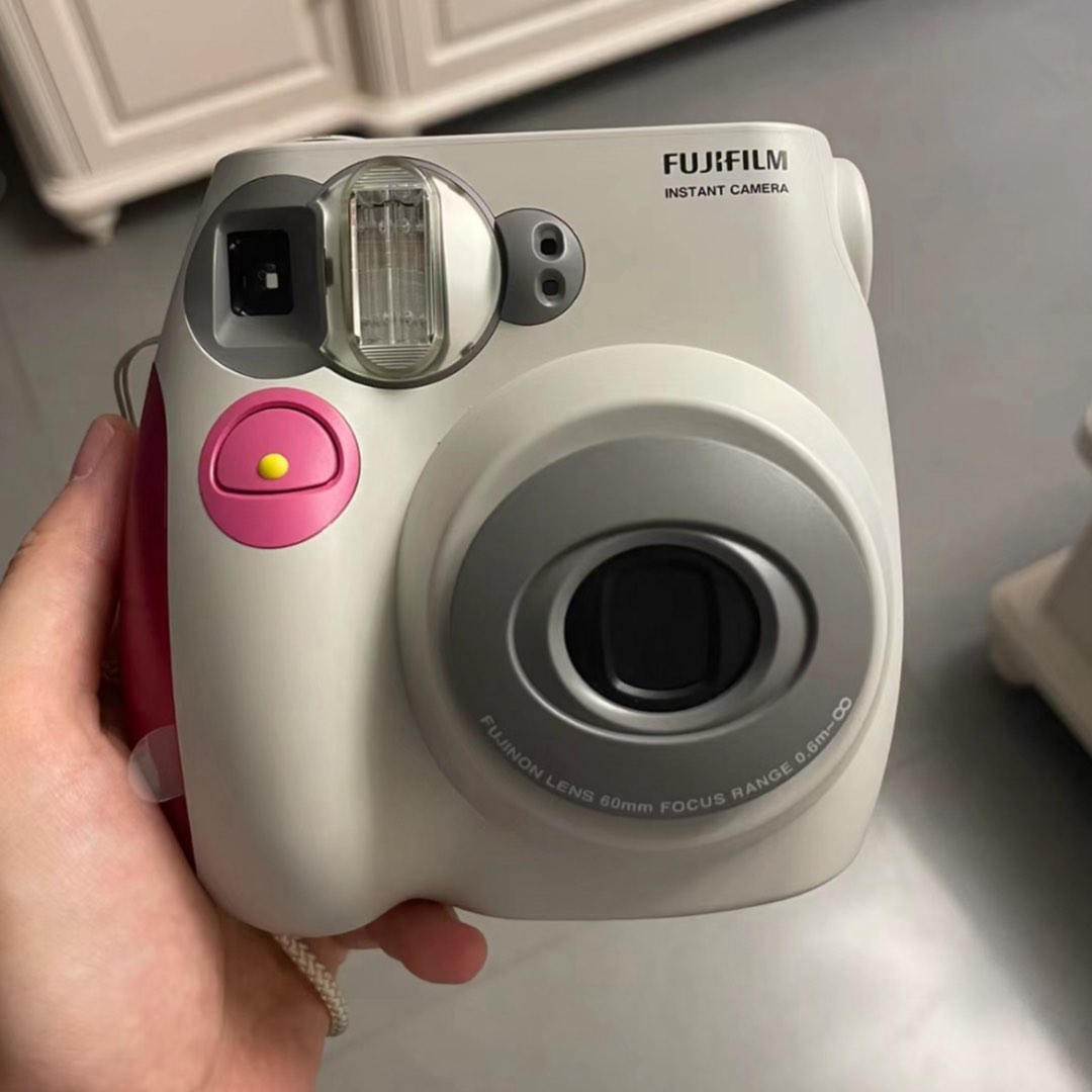 Mini 7 Camera Fujifilm Instax Mini 7 Camera, Photography, Cameras on Carousell