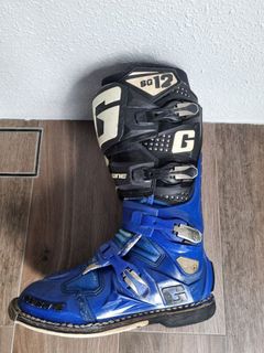 Gaerne sg12 boots closeout hotsell