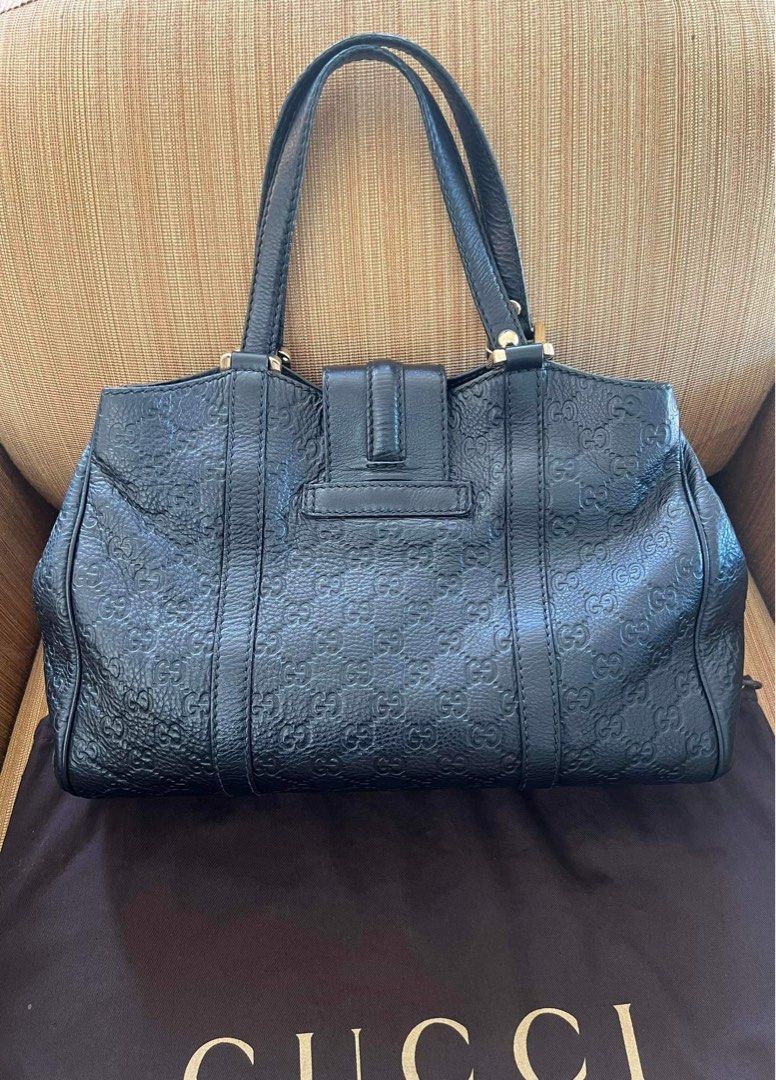 Gucci guccissima shoulder bag top