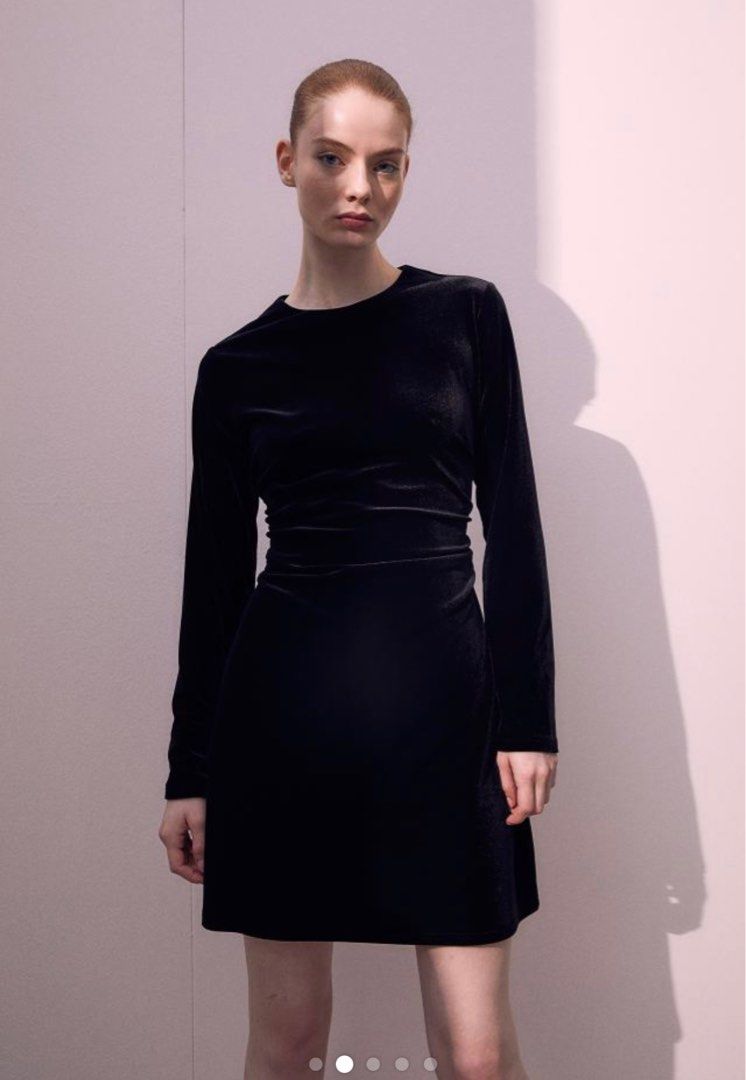 H M black Fitted velour dress Women s Fashion Dresses Sets