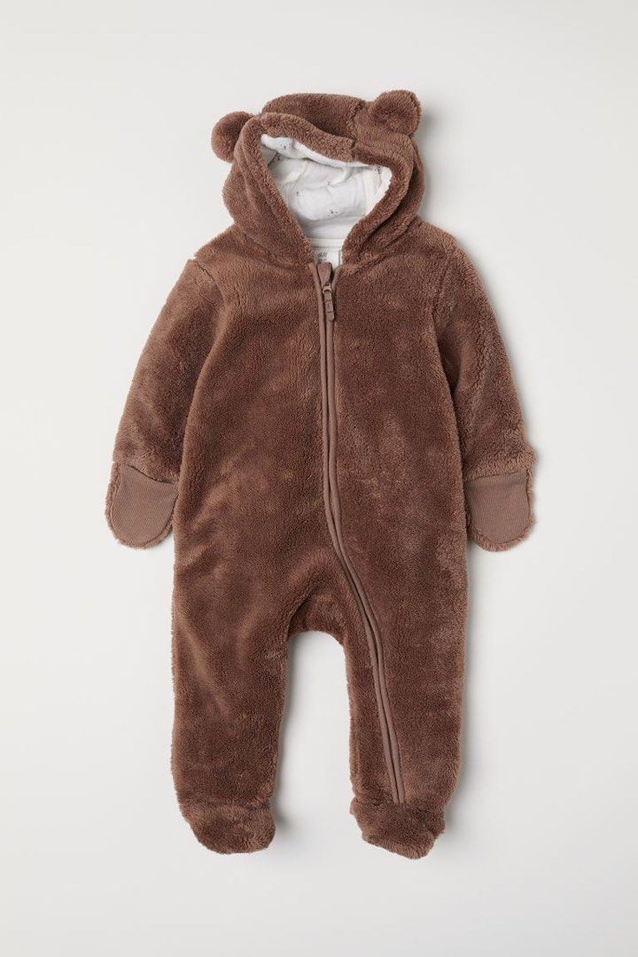 H and store m pramsuit