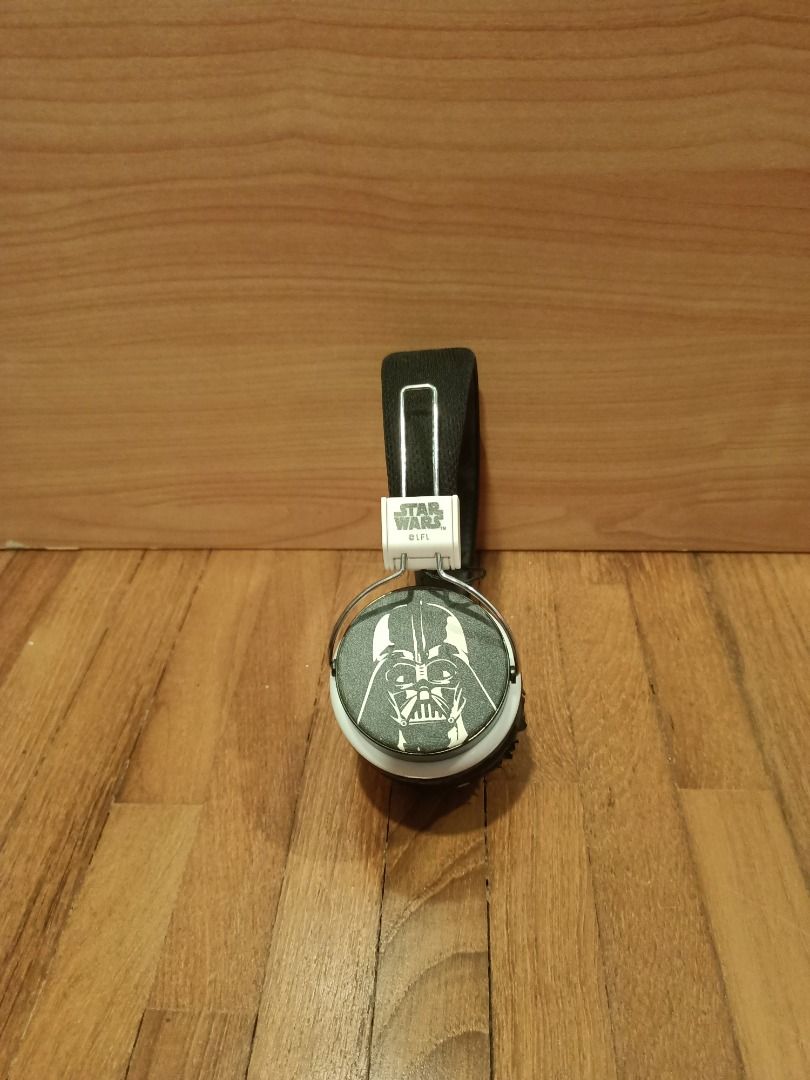 [Hong Kong Disneyland] TYPO Star Wars Darth Vader Wandering Headphones ...