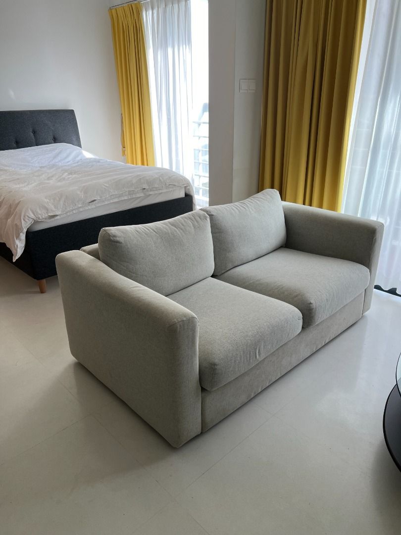 Vimle 2 seater outlet
