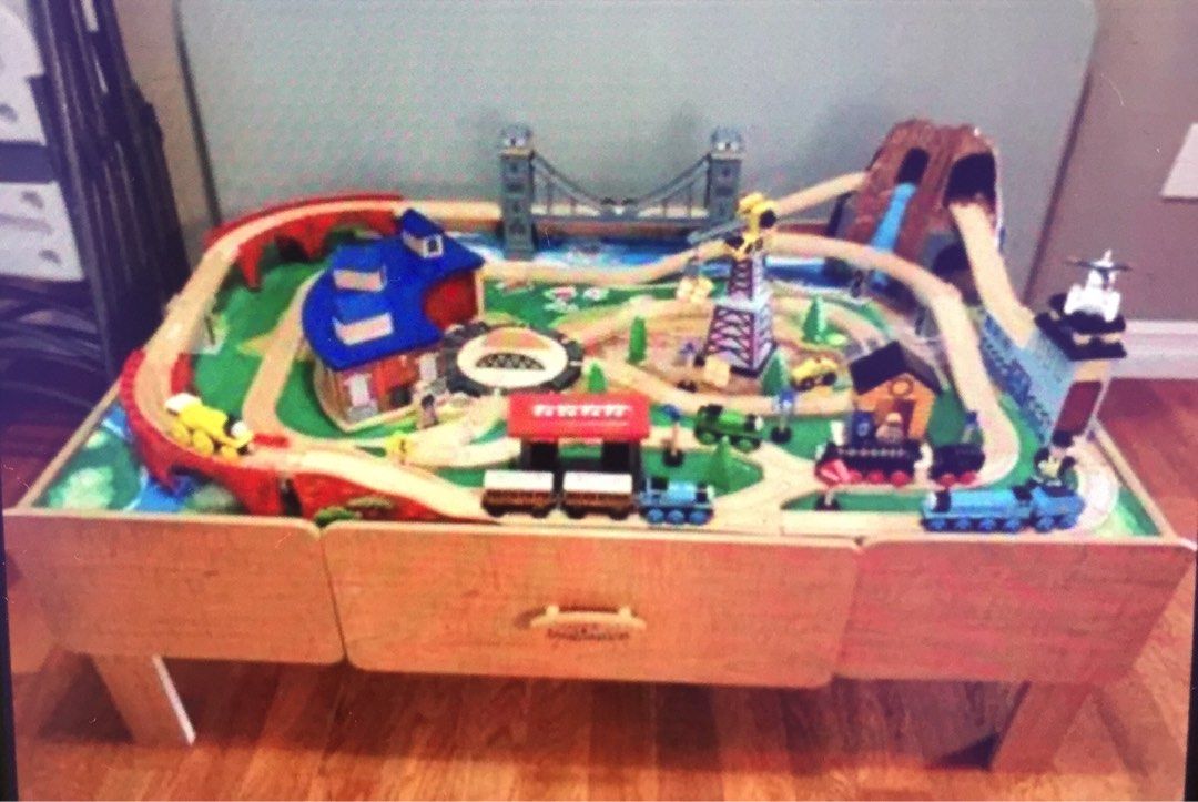 Imaginex train shop table