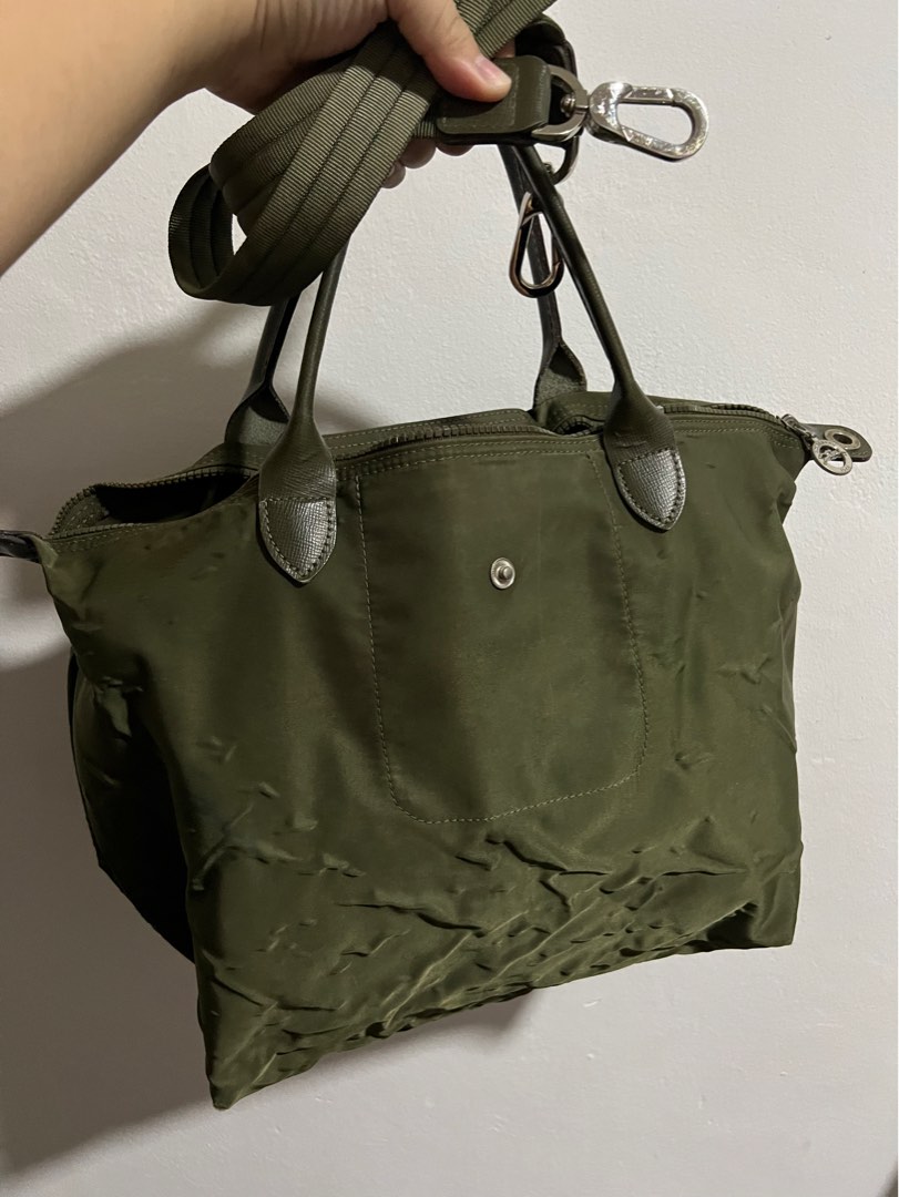 Olive green hotsell longchamp bag