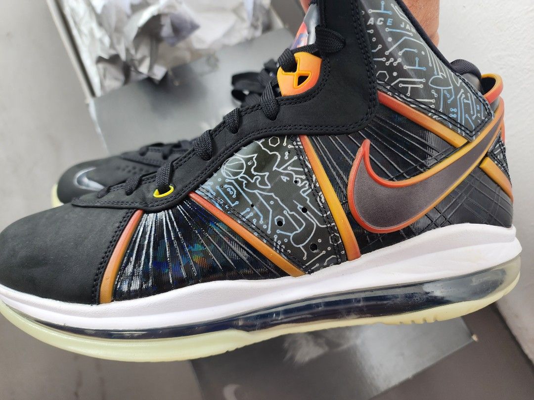 Lebron james discount 8 shoes
