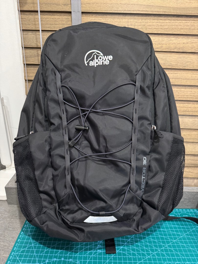 Lowe alpine shop vector 30 review