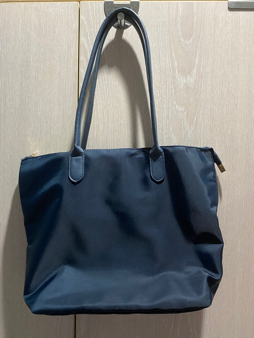 Move tote bag, Women's Fashion, Bags & Wallets, Tote Bags on Carousell