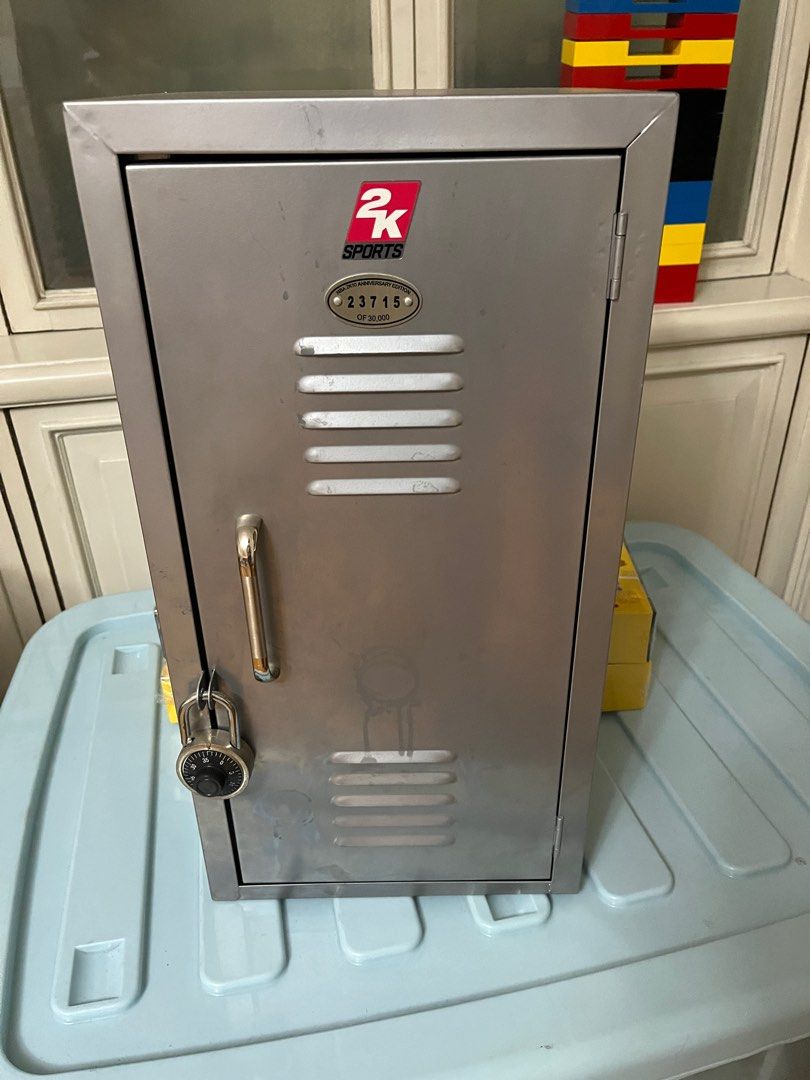 NBA 2k10 limited edition locker for Playstation (Category: Cases & Covers) located in Quezon City. Submitted by balongstoylounge (Listing ID 1270245992, Image 1). Description: NBA 2k10 limited edition locker For playstation 4 and 5 games #23715 out of 30000 Comes with combination pad lock .
