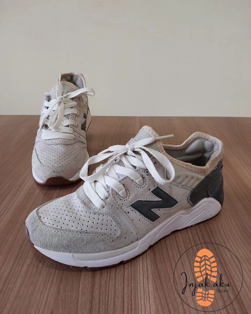 New Balance 009 Speckled Suede