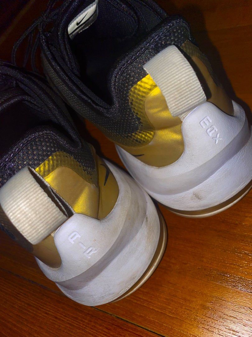 Nike air max axis yellow online