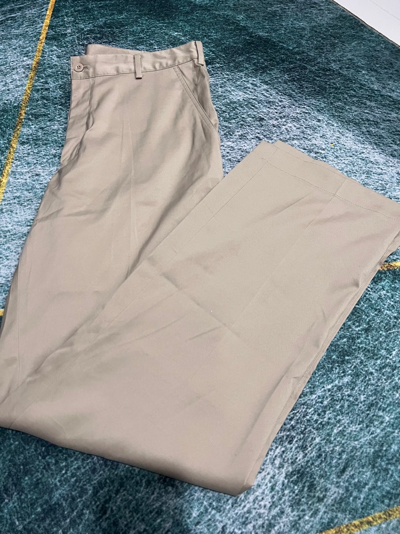 Nike golf hotsell pants khaki