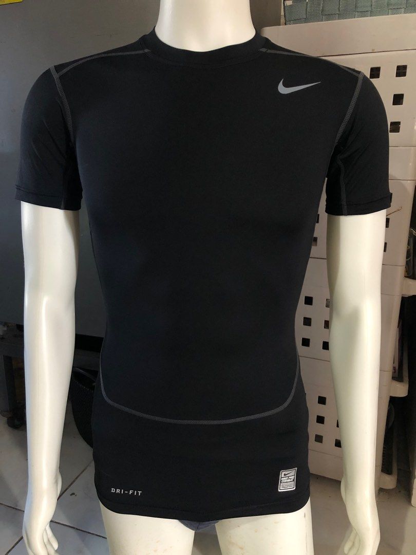 Nike Men's Pro Combat Core Compression Top - Black