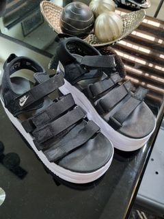Nike Platform Sandals FOR SALE!