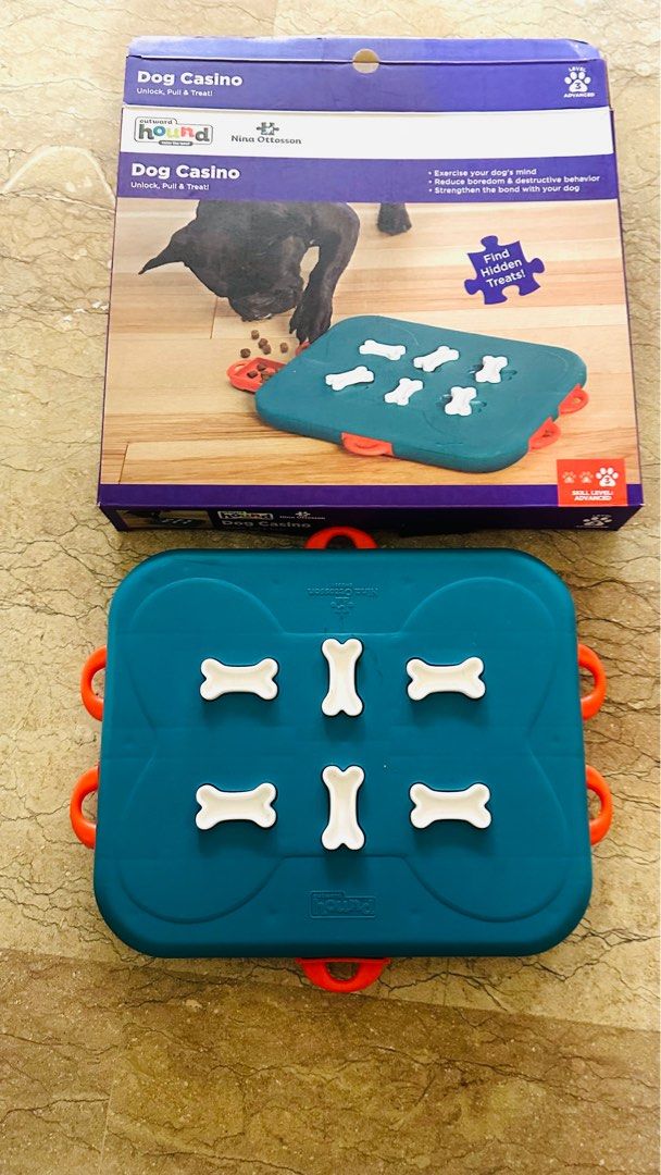 Dog Casino Interactive Treat Puzzle Dog Toy Advanced Puzzle Game