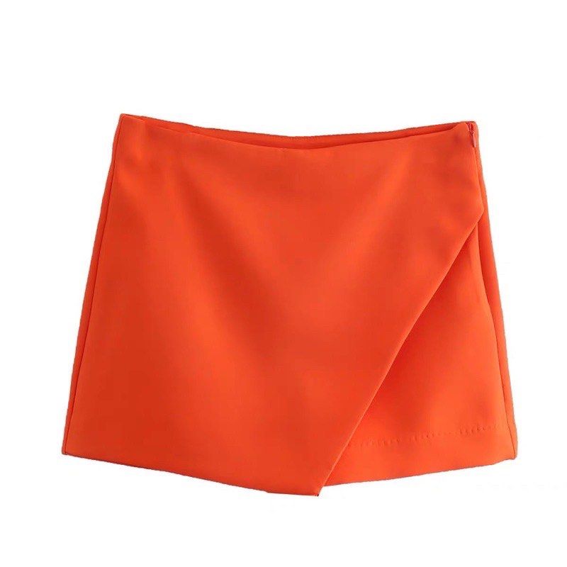 Orange Skort (Category: Skirts) located in Pasig City. Submitted by bbrill (Listing ID 1270187775, Image 1). Description: Thick fabric. Can fit S-M Frames RFS: a bit tight for me :(.