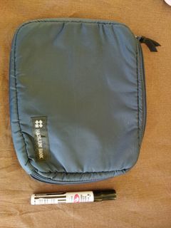 Organizer pouch (foamed)