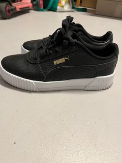 Puma, black leather sneakers, women’s size 7
