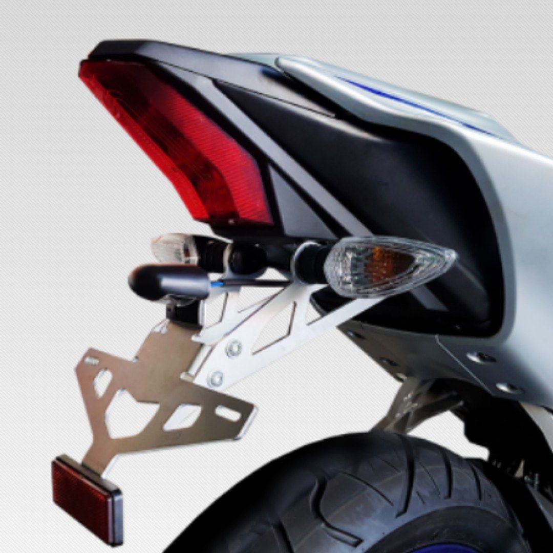 Yamaha r15 tail outlet tidy