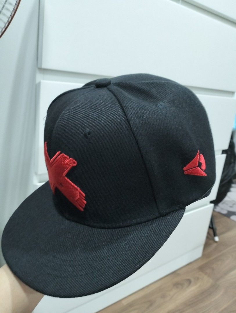 Wuke snapback 2025