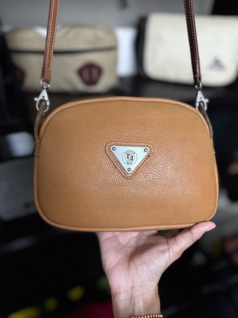 Renoma sling on sale bag