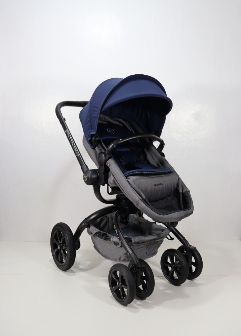 Ryan Spin Newborn Car Seat Stroller (Category: Strollers) located in Valenzuela. Submitted by jgalano1 (Listing ID 1270134064, Image 2). Description: Stroller Brand: Ryan Spin Stroller Condition: Used from Korea, in good condition. Age Recommendation: newborn to 3 years old. Maximum weight limit is up to 15kgs. Features: 360° seat direction change, stroller and carrycot at the same time, 4 wheel suspension, multiple recline position, extended can
