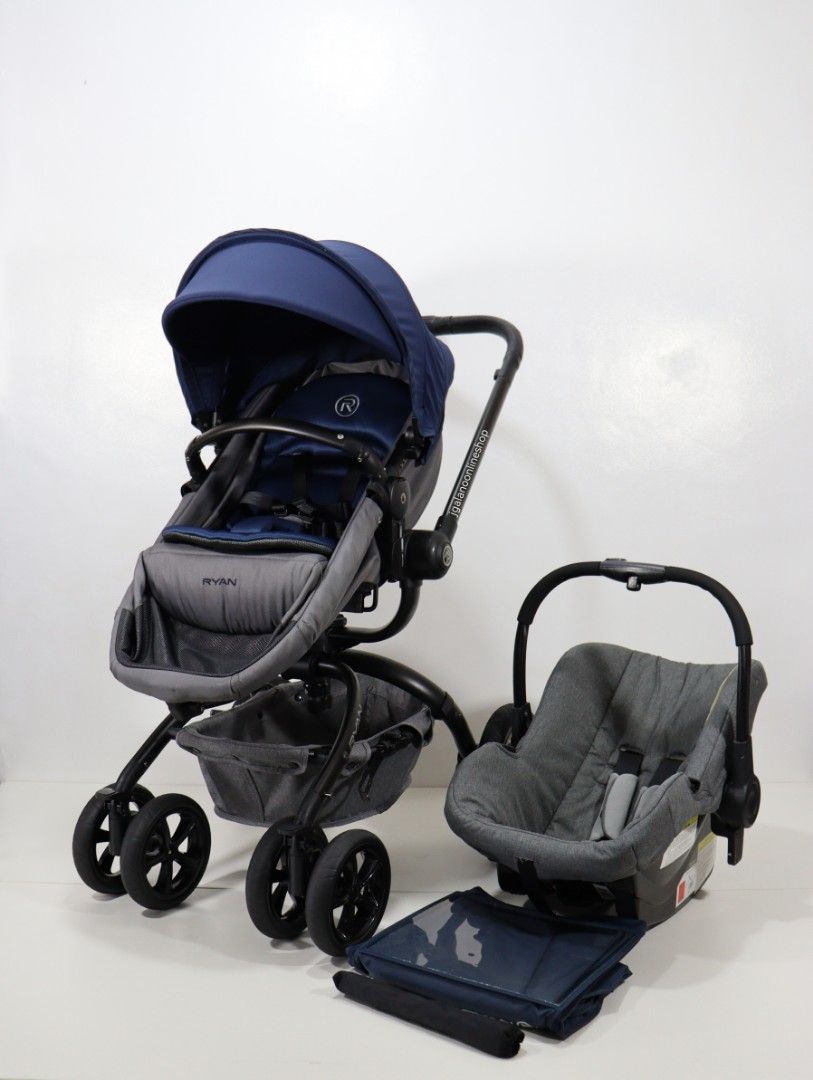 Ryan Spin Newborn Car Seat Stroller (Category: Strollers) located in Valenzuela. Submitted by jgalano1 (Listing ID 1270134064, Image 1). Description: Stroller Brand: Ryan Spin Stroller Condition: Used from Korea, in good condition. Age Recommendation: newborn to 3 years old. Maximum weight limit is up to 15kgs. Features: 360° seat direction change, stroller and carrycot at the same time, 4 wheel suspension, multiple recline position, extended can