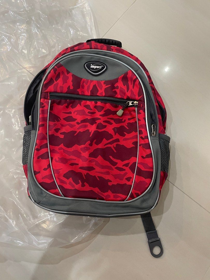 School bag Men s Fashion Bags Backpacks on Carousell