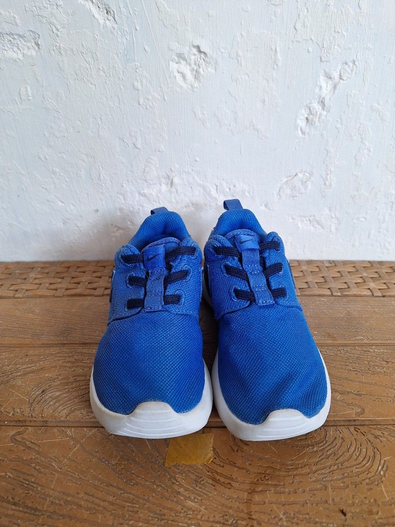 Nike top tanjun kaki