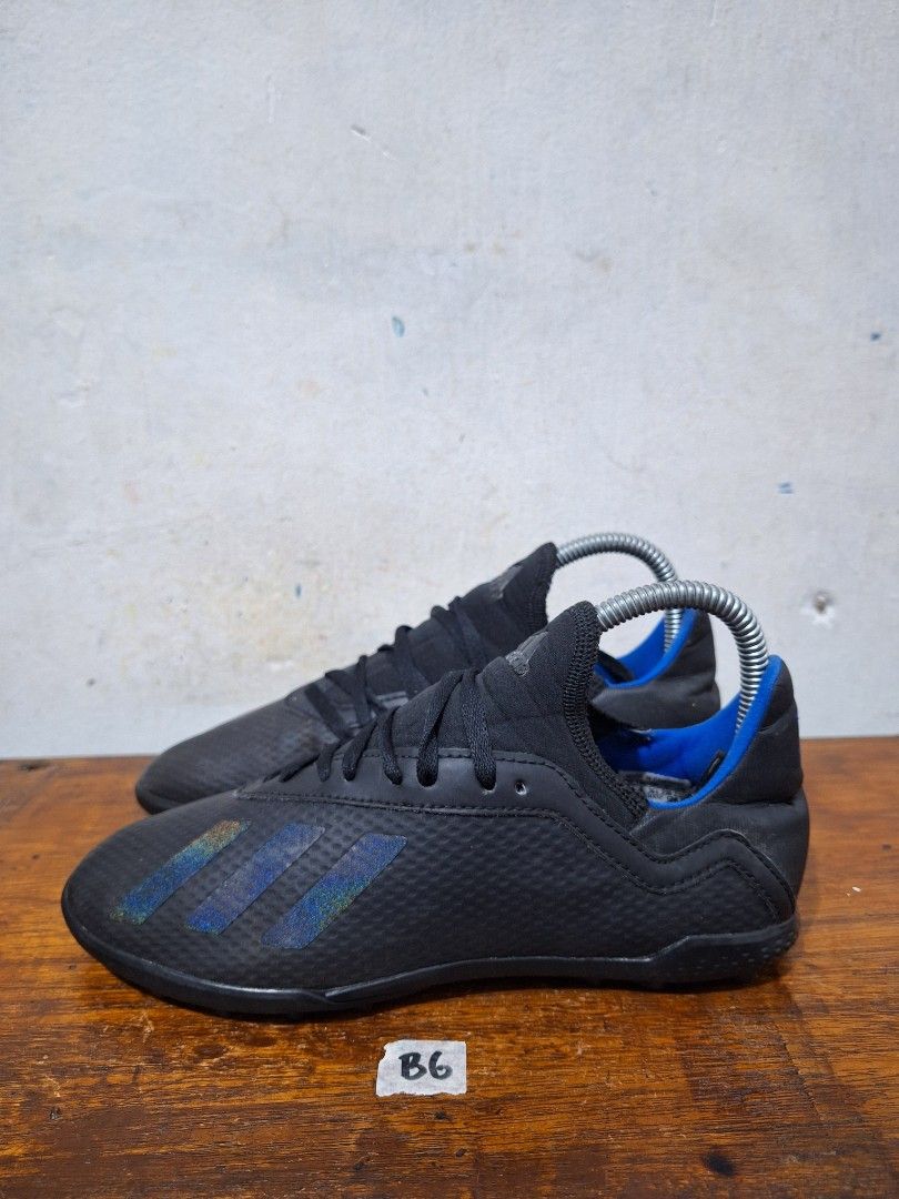 Adidas x18 futsal 2025