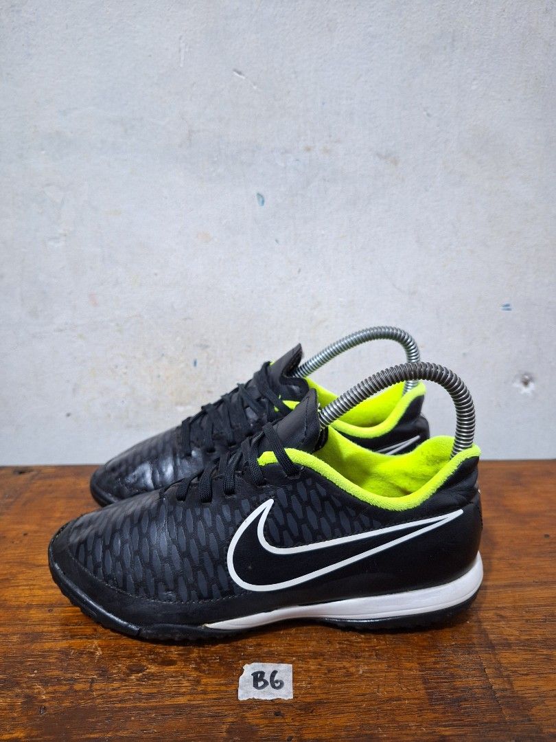 Sepatu futsal nike anak original cheap