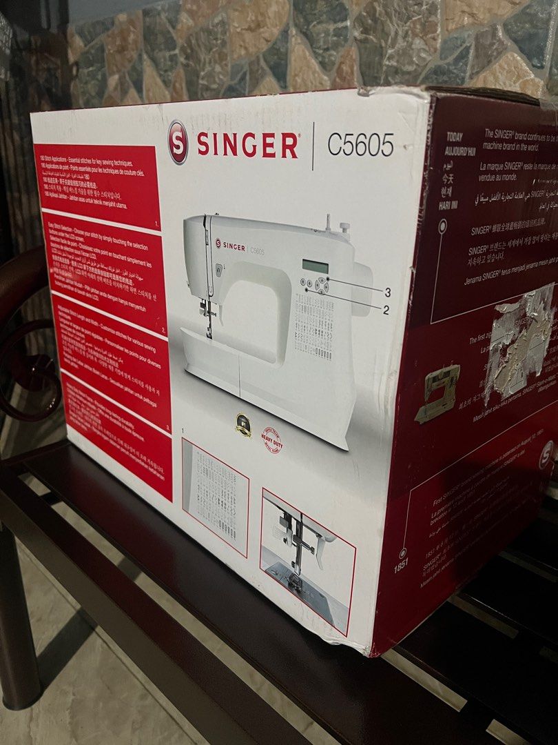 Singer C5605 Sewing Machine, TV & Home Appliances, Other Home ...