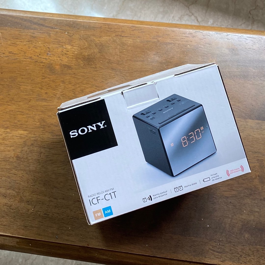 SONY ICFC1T/BC CLOCK RADIO (WIRELESS) (For Christmas gift exchange
