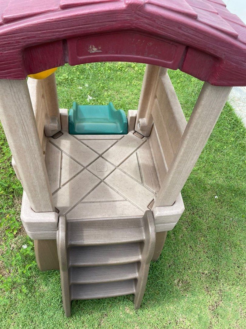 Step2 naturally shop playful lookout playhouse