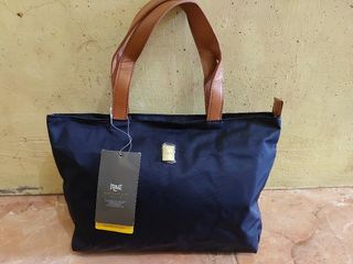 (Kategori: ) berada di . Dikirim oleh evermorecollection (ID iklan 1270101958, Gambar 1). Deskripsi: .