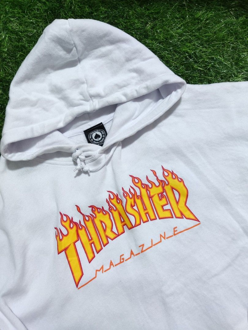Thrasher Women s Crop Top Hooded Jacket Women s Fashion Coats Jackets and Outerwear on Carousell