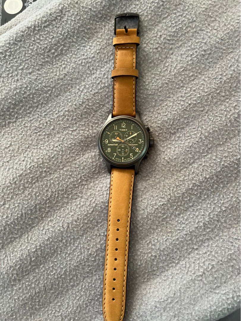 Expedition scout chronograph clearance 42mm leather strap watch