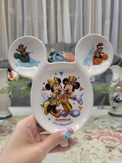 Tokyo Disney 30th Year Ceramic Souvenir Saucer Plate Display