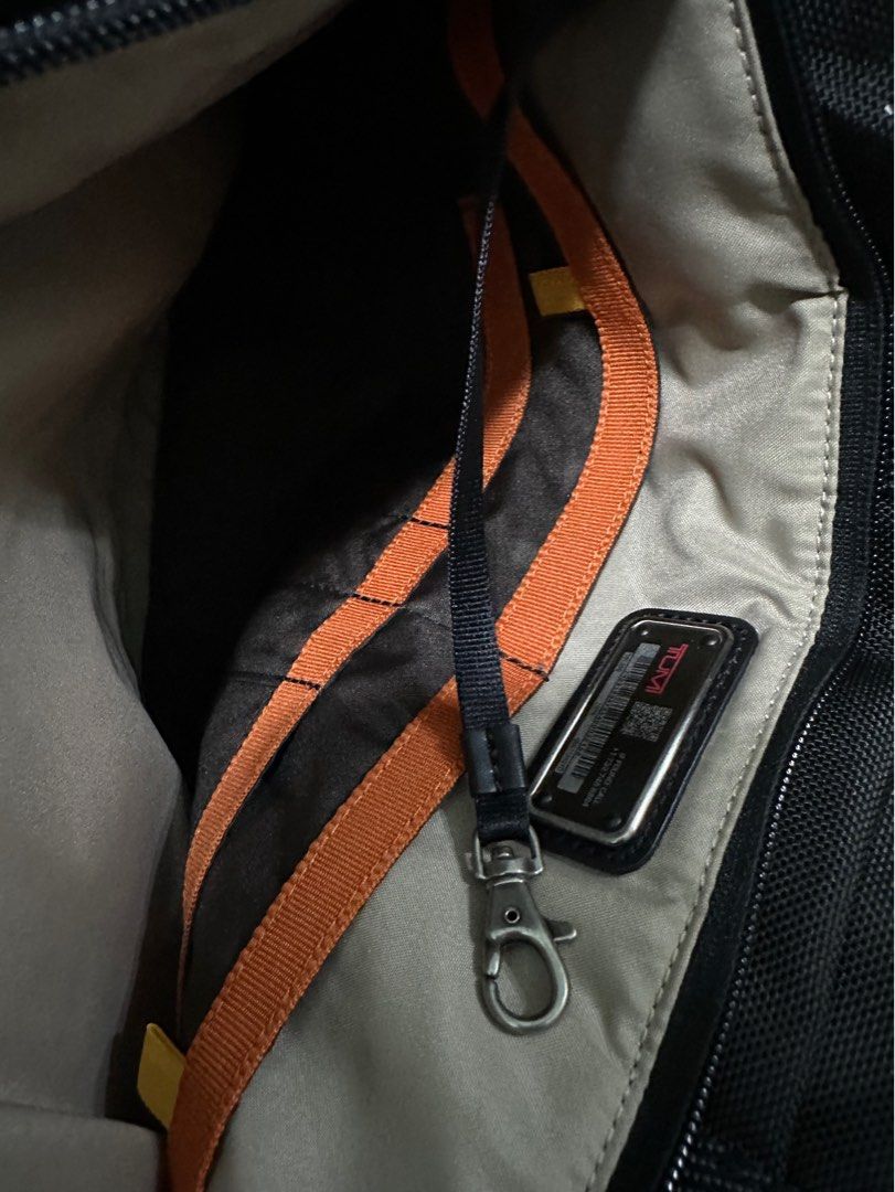 Tumi burke portfolio slim outlet