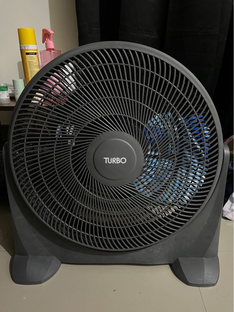 Turbo Floor Fan “20, Furniture & Home Living, Lighting & Fans, Fans on