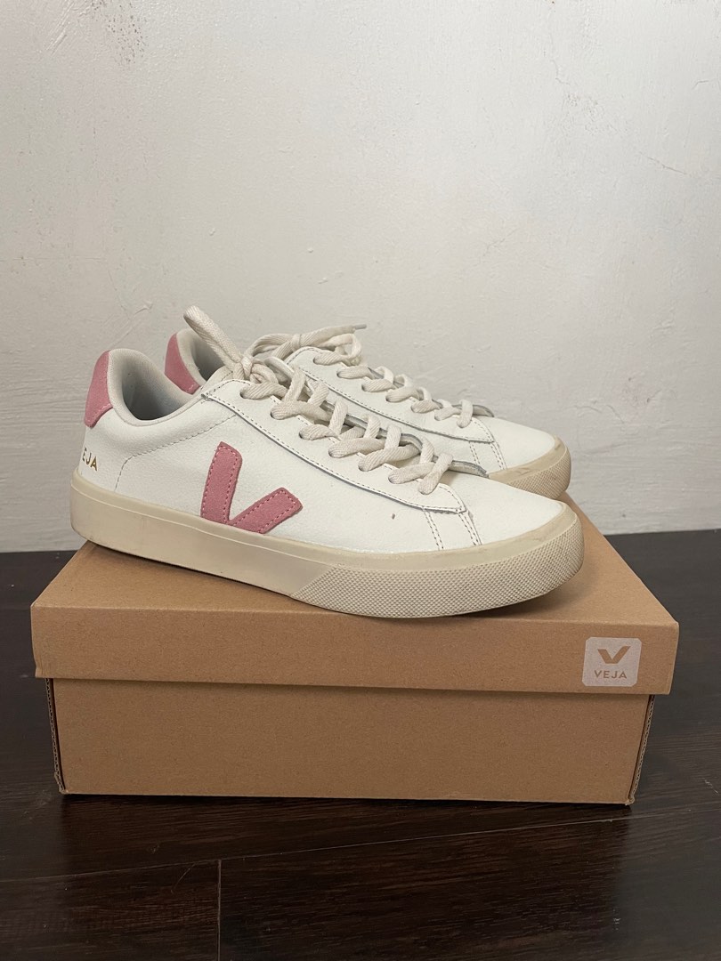 Veja Shoes, Women's Fashion, Footwear, Sneakers on Carousell