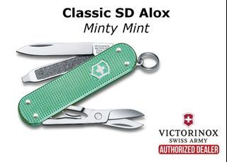 VICTORINOX SWISS ARMY 0.6221.221G Classic SD Alox, Minty Mint