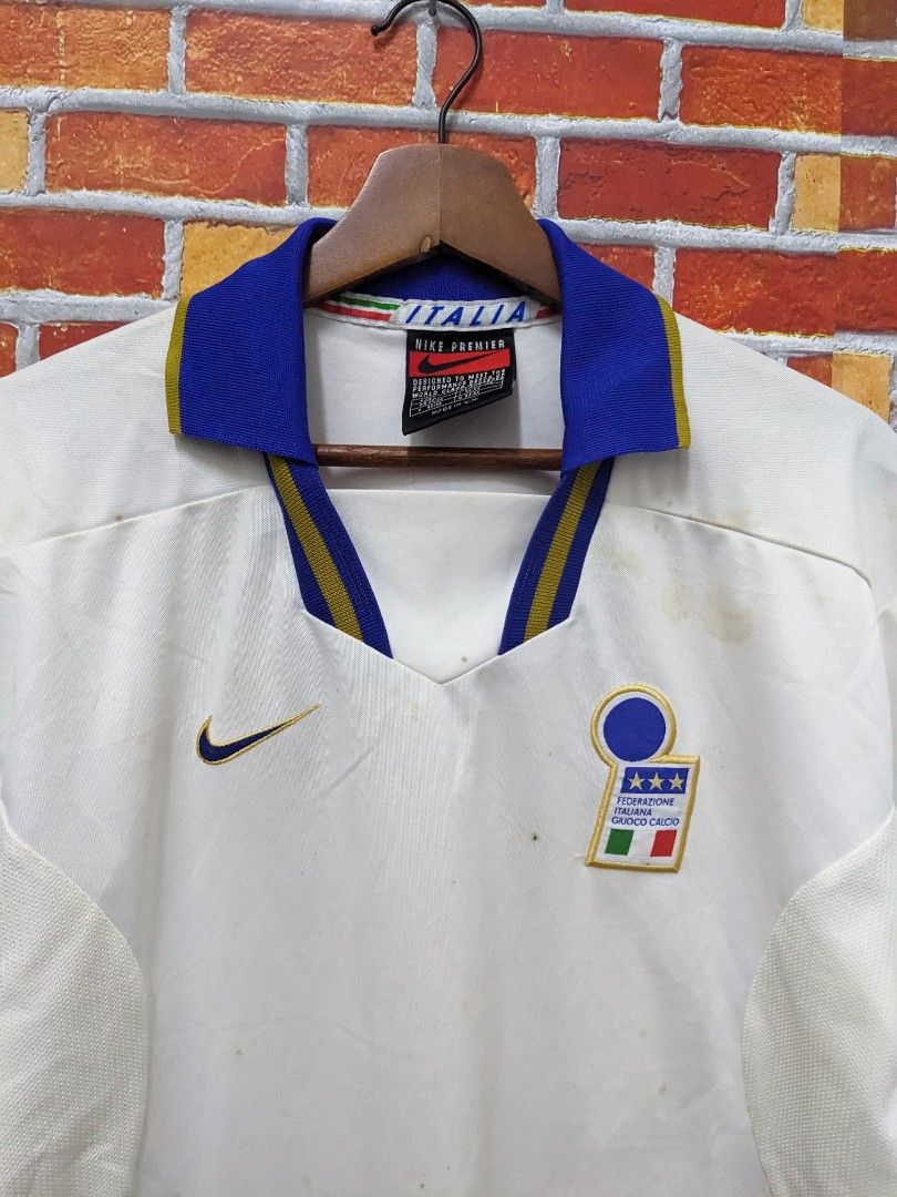 Vintage nike italy jersey football club Men s Fashion Activewear