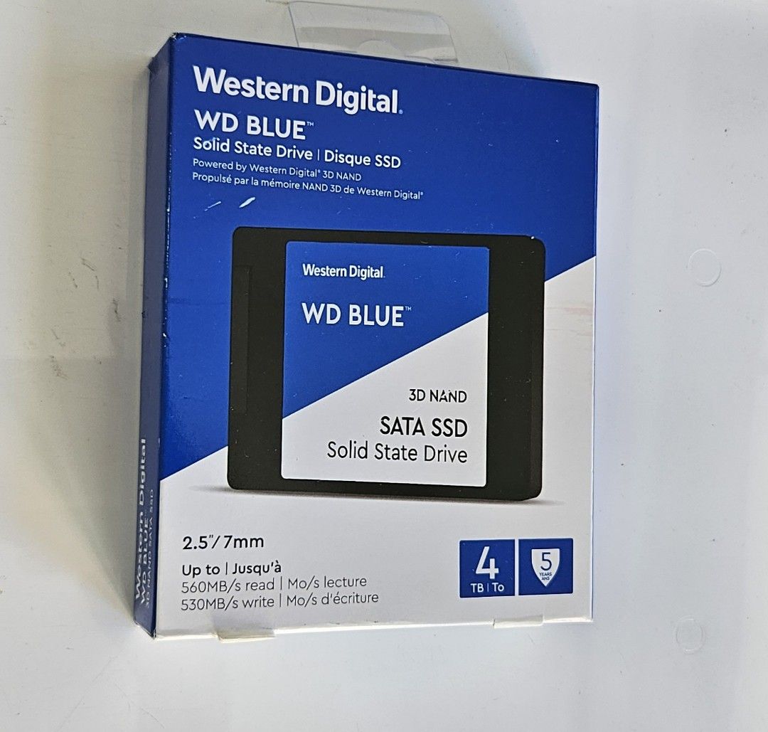 Western Digital 4TB WD Blue 3D NAND Internal PC SSD - SATA III 6 Gb/s,  2.5/7mm, Up to 560 MB/s - WDS400T2B0A