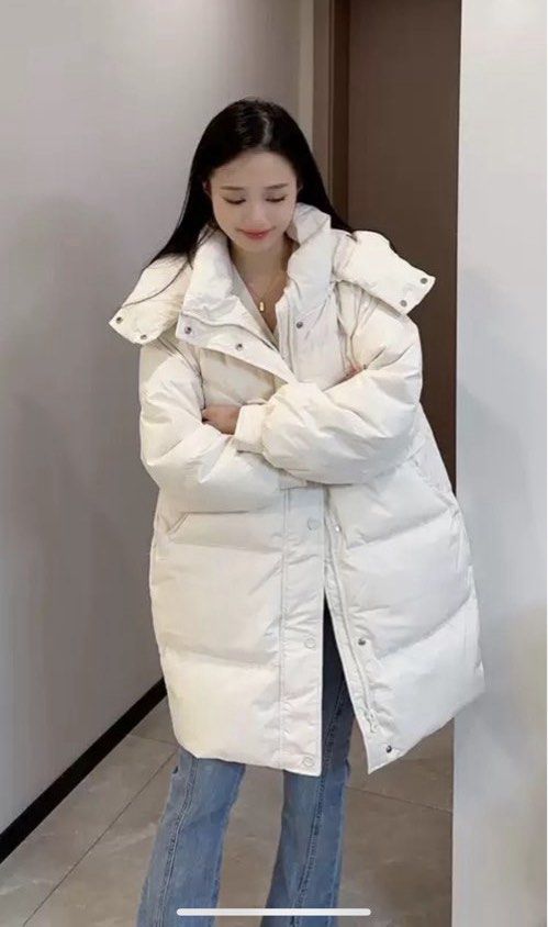 White winter outlet puffer jacket