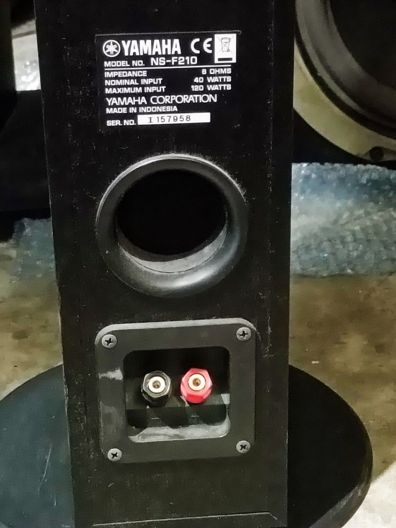 Yamaha tower speakers model ns210, Audio, Soundbars, Speakers