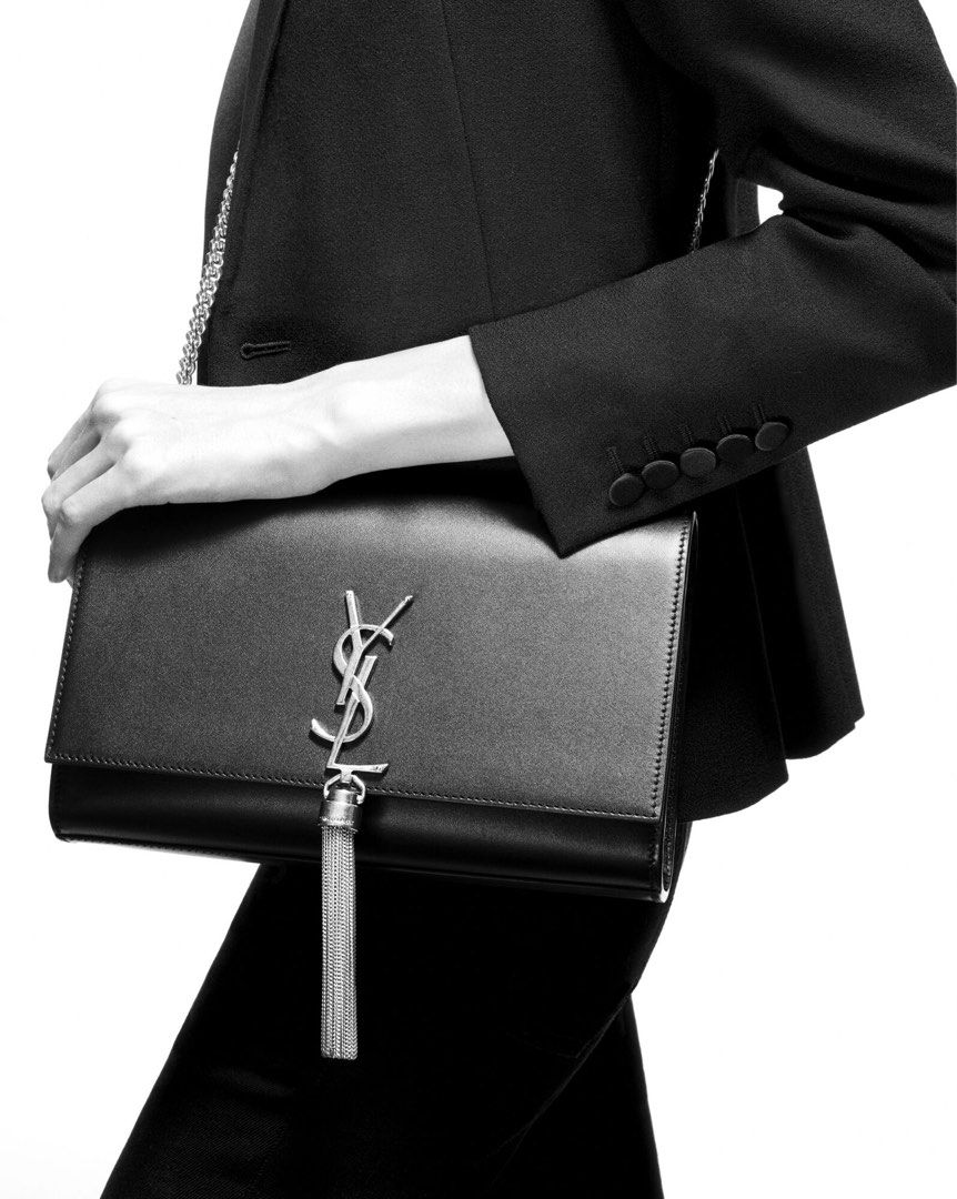 Medium kate bag with leather tassel online in grain de poudre embossed leather