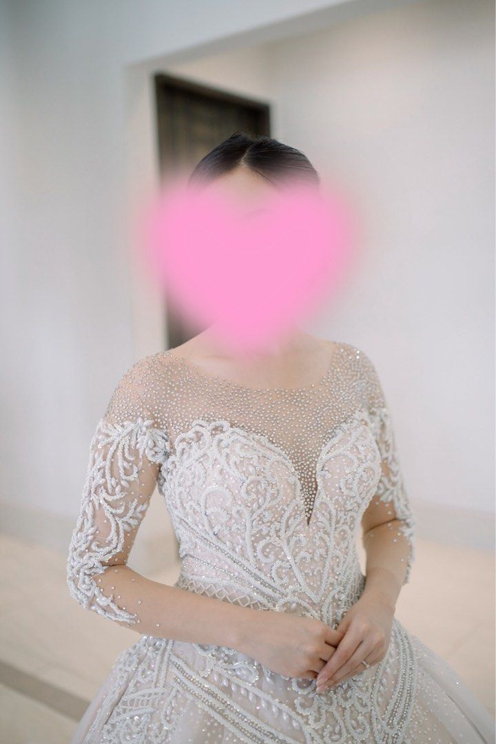 Leo almodal gown prices sales