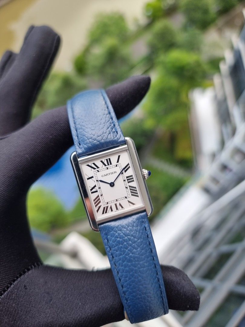 Cartier tank sale solo blue strap